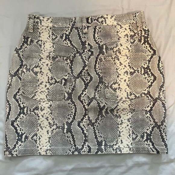 Wilfred Free Snake Skin Kelsey Skirt - Picture 4 of 5